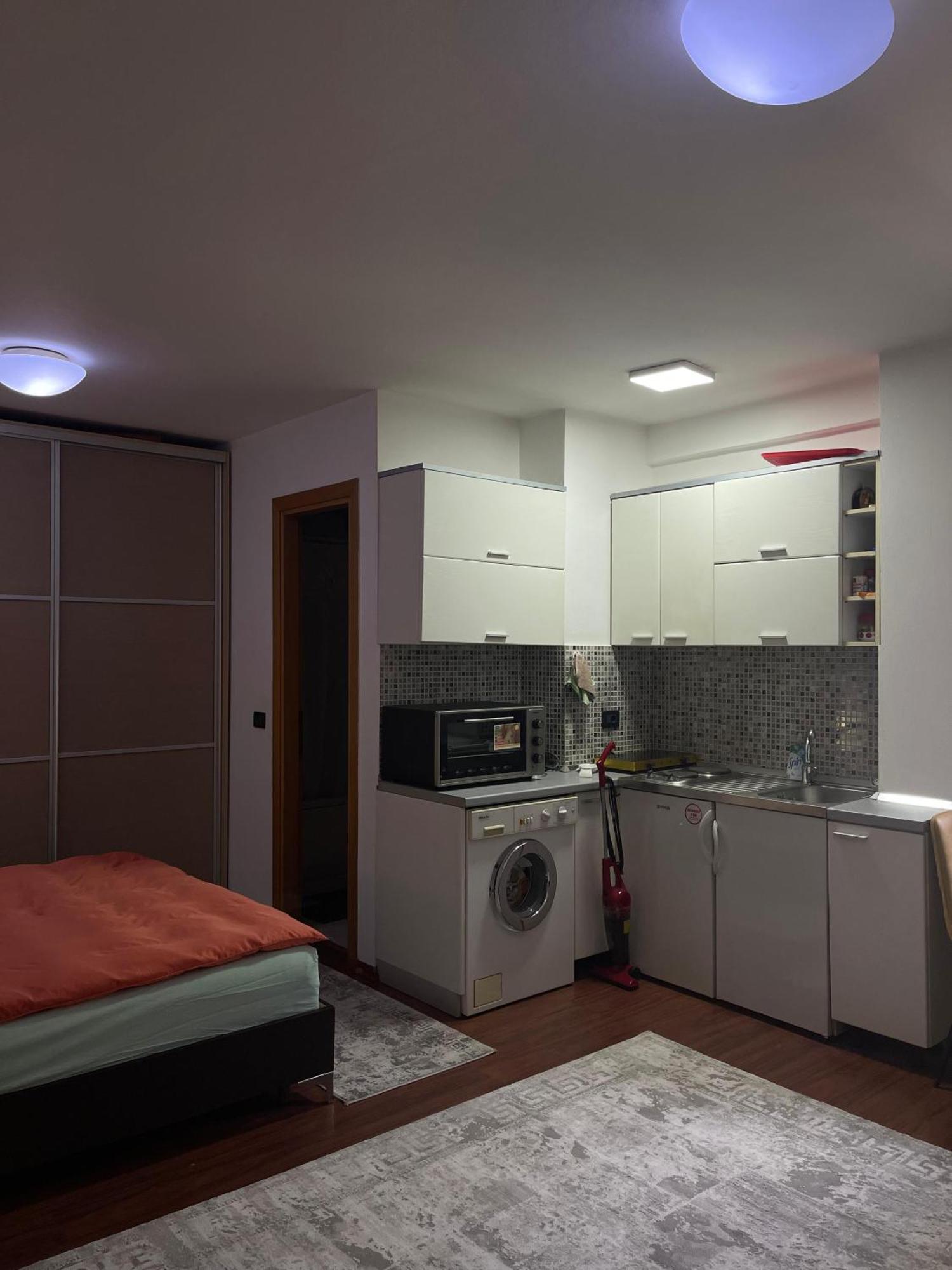 Sky Center Apartment Tirana Exterior photo