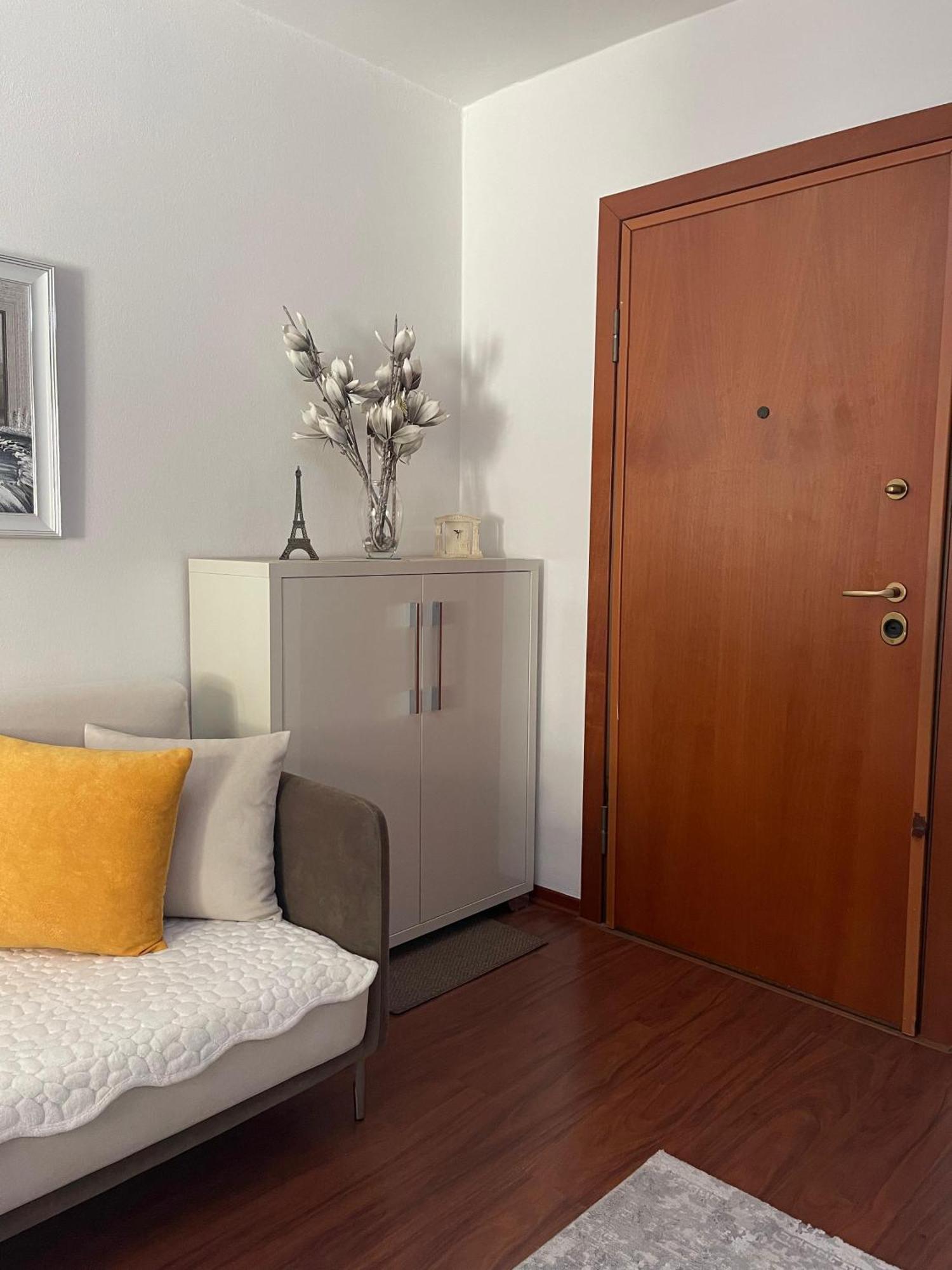 Sky Center Apartment Tirana Exterior photo